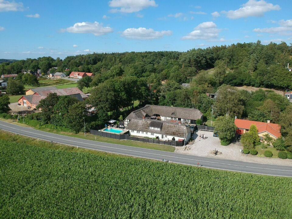 Farm61 Badehotellet I Det Midtjydske - Alder +18 Ar Tjele 외부 사진